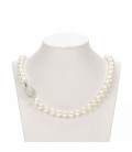 Single strand almost round pearl necklace